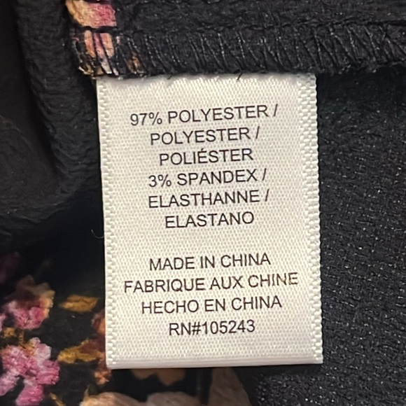 Bobeau Women's Front Wrap Black Floral Blouse Size L - Picture 10 of 12